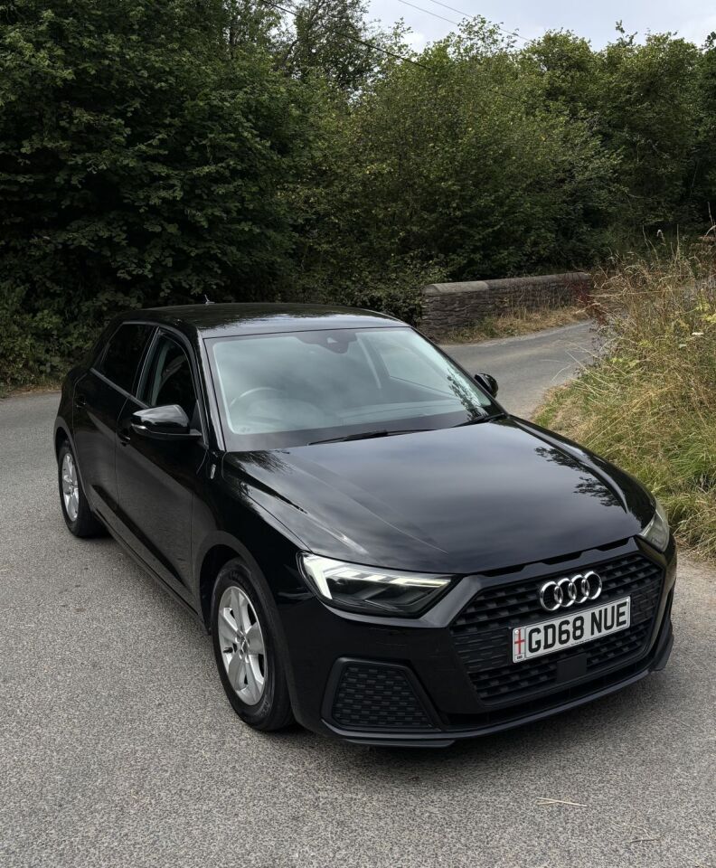 2018 Audi A1 Sportback 30 TFSI SE, photo 2