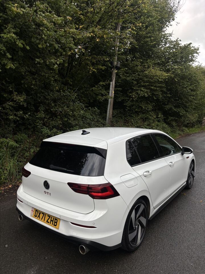 2021 Volkswagen Golf GTI TSI Semi-Auto, photo 6