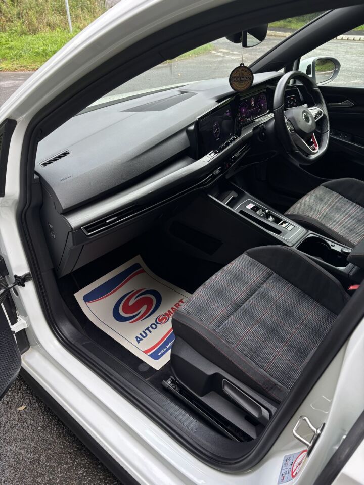 2021 Volkswagen Golf GTI TSI Semi-Auto, photo 8
