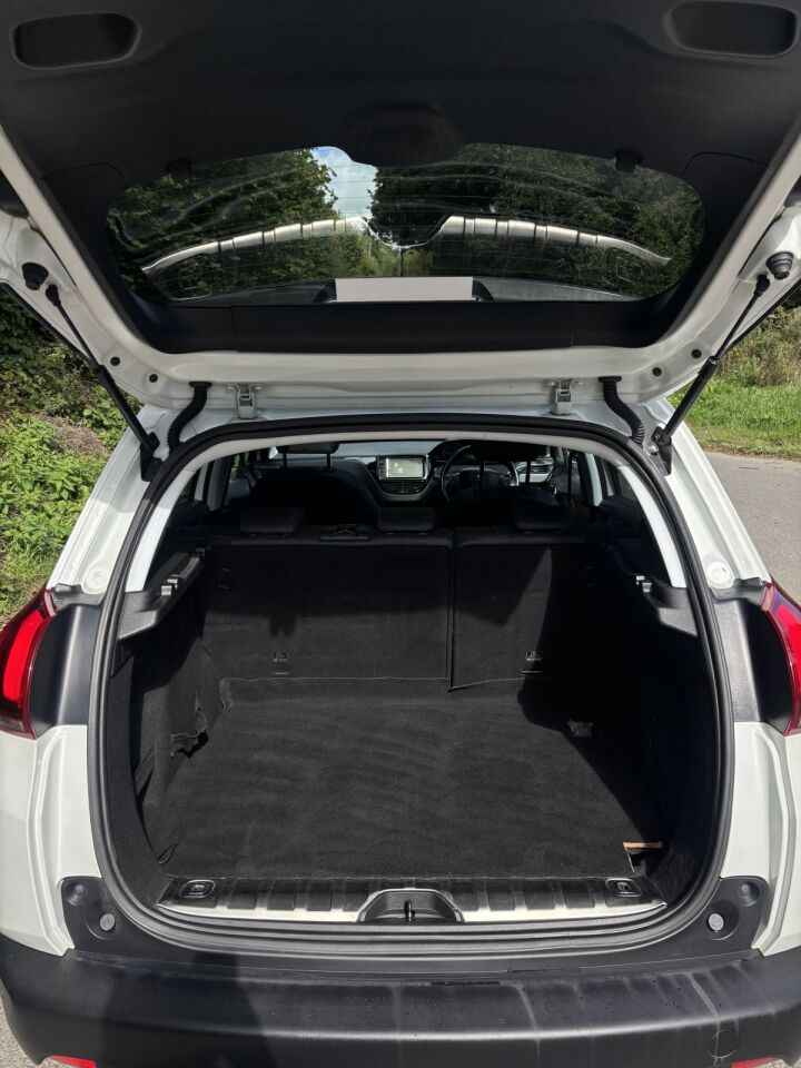 2017 Peugeot 2008 GT Line Blue HDi, photo 5