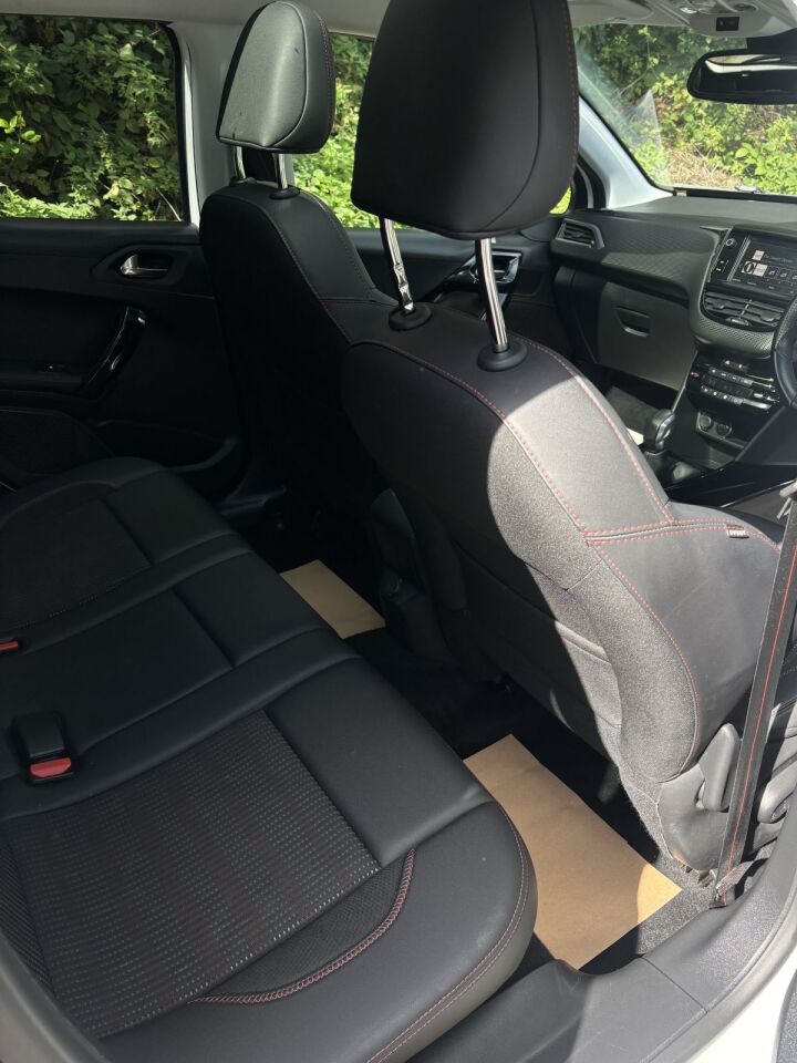 2017 Peugeot 2008 GT Line Blue HDi, photo 6