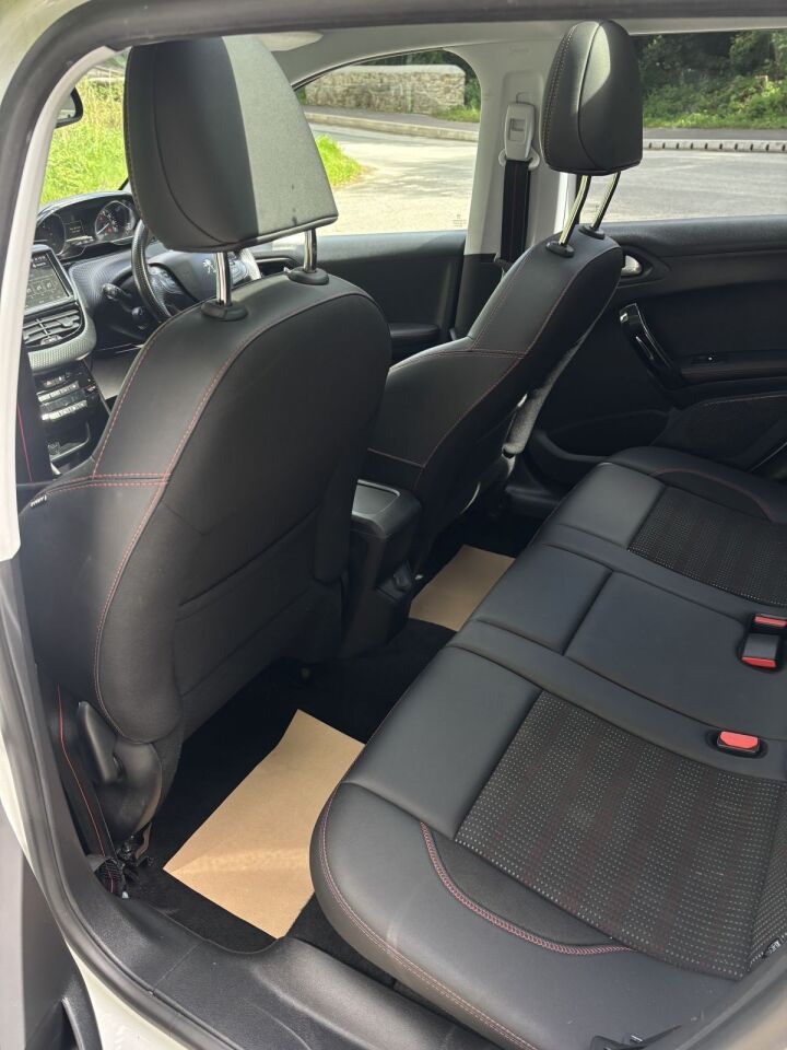 2017 Peugeot 2008 GT Line Blue HDi, photo 7
