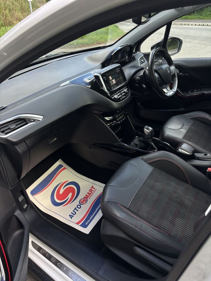 2017 Peugeot 2008 GT Line Blue HDi, photo 8