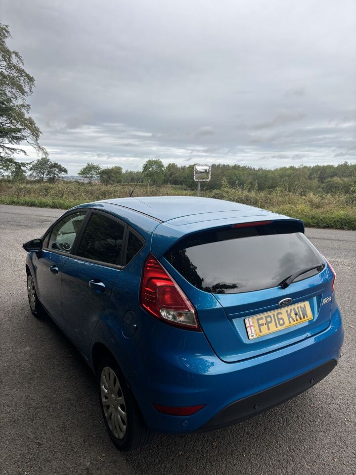 2016 Ford Fiesta, photo 3