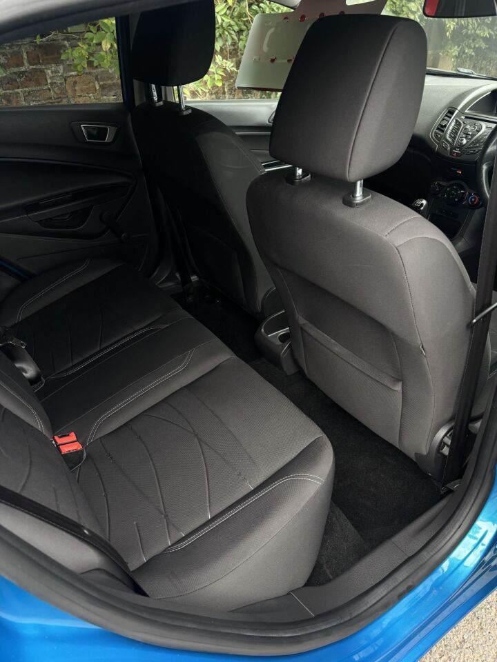 2016 Ford Fiesta, photo 7