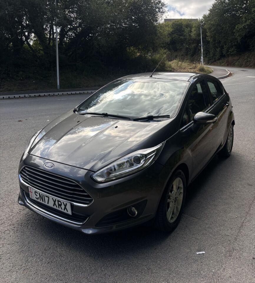 2017 Ford Fiesta Zetec T, photo 2